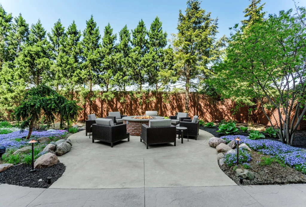 Courtyard Columbus at Easton